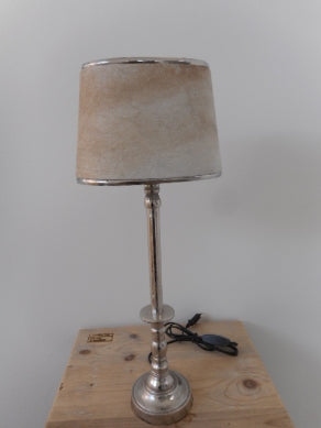 Tischlampe Nickel Schirm Fell grau