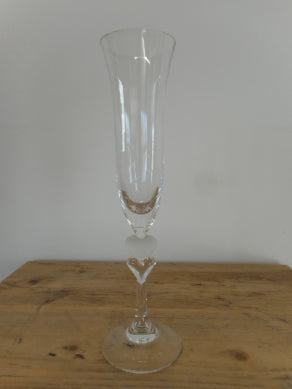 Champagnerglas mit Herzen